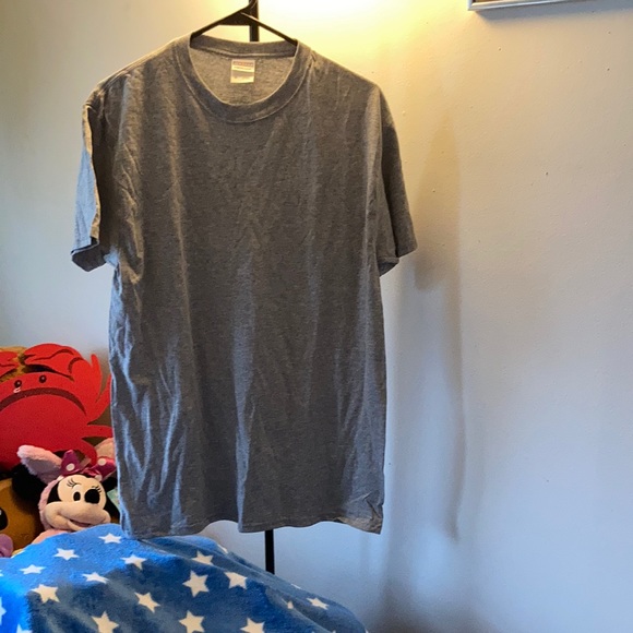 Jerzees Other - Jerzees NWOT. Size M grey t shirt